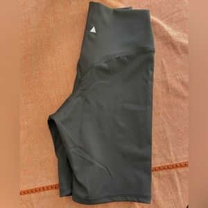 Vitality Cloud Rider Short Black